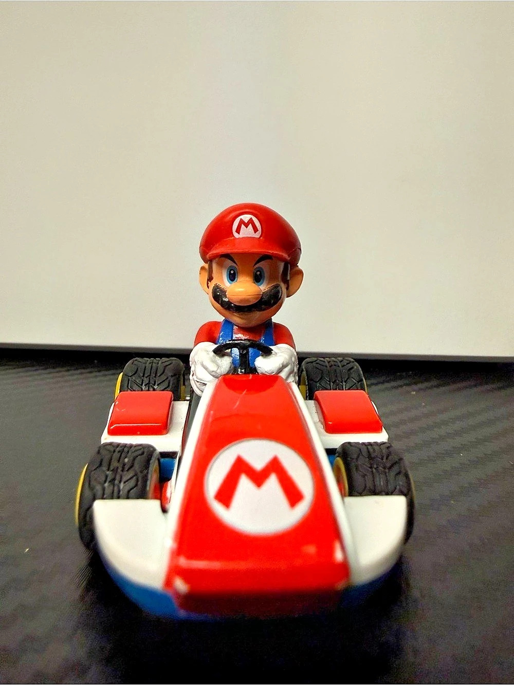 Nintendo Pull & Speed Mario Kart Red Like New